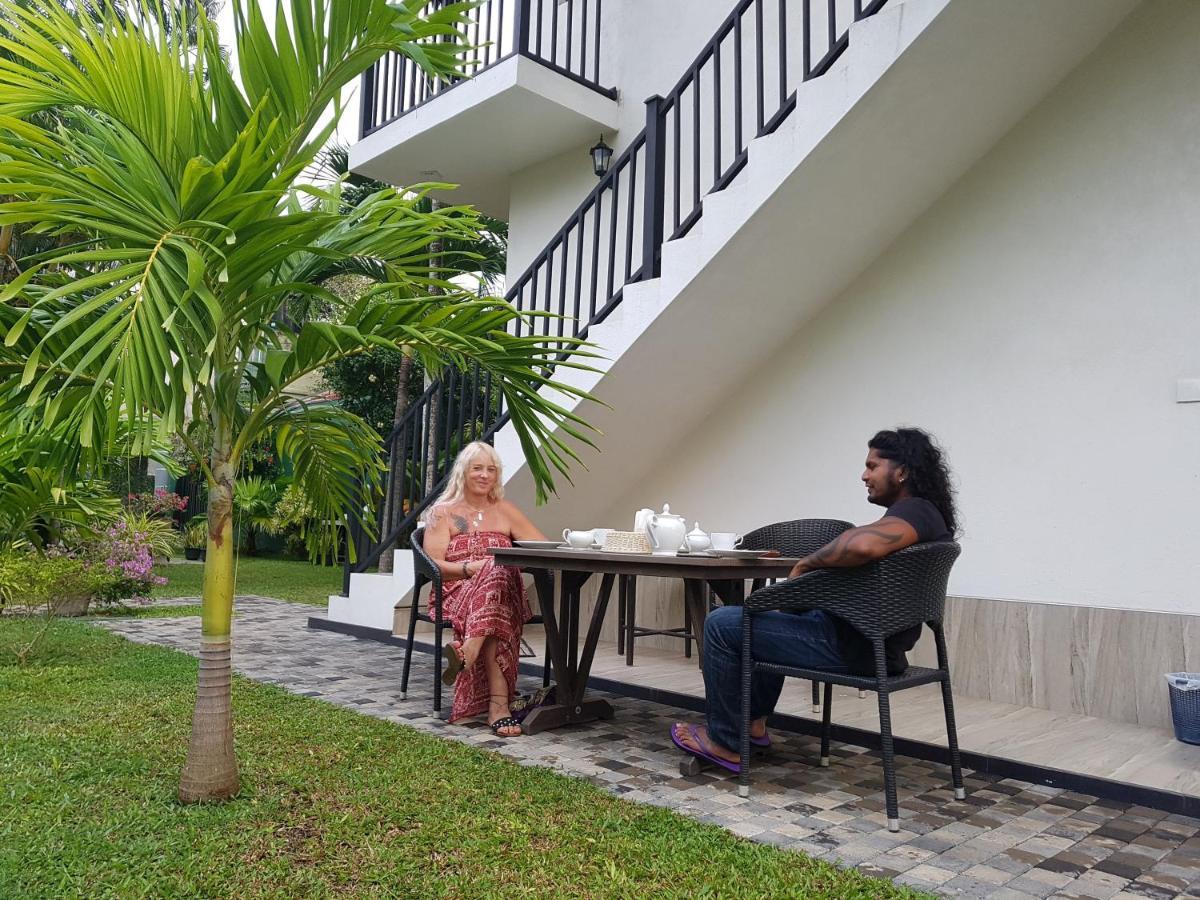 Lioni Holidays Villa Negombo Eksteriør billede