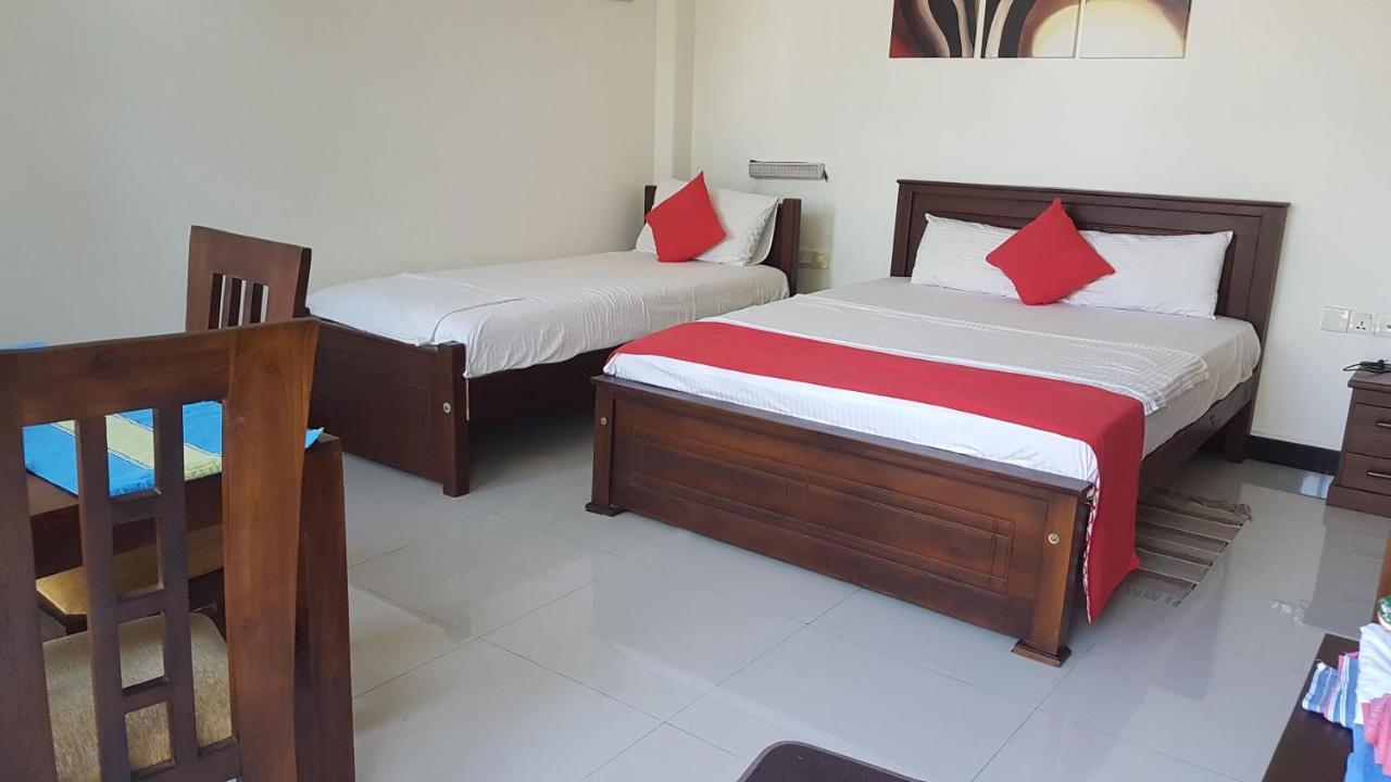 Lioni Holidays Villa Negombo Eksteriør billede