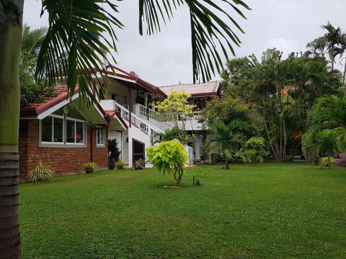 Lioni Holidays Villa Negombo Eksteriør billede