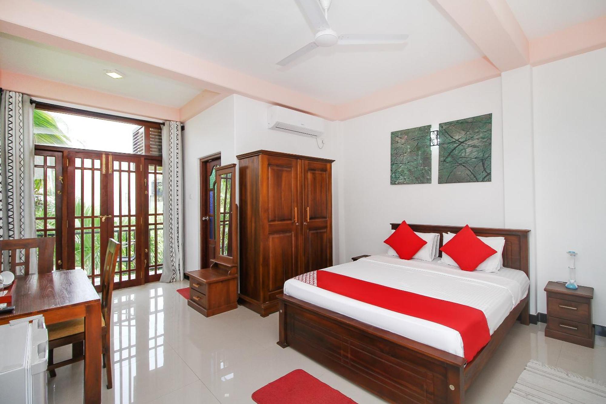 Lioni Holidays Villa Negombo Værelse billede