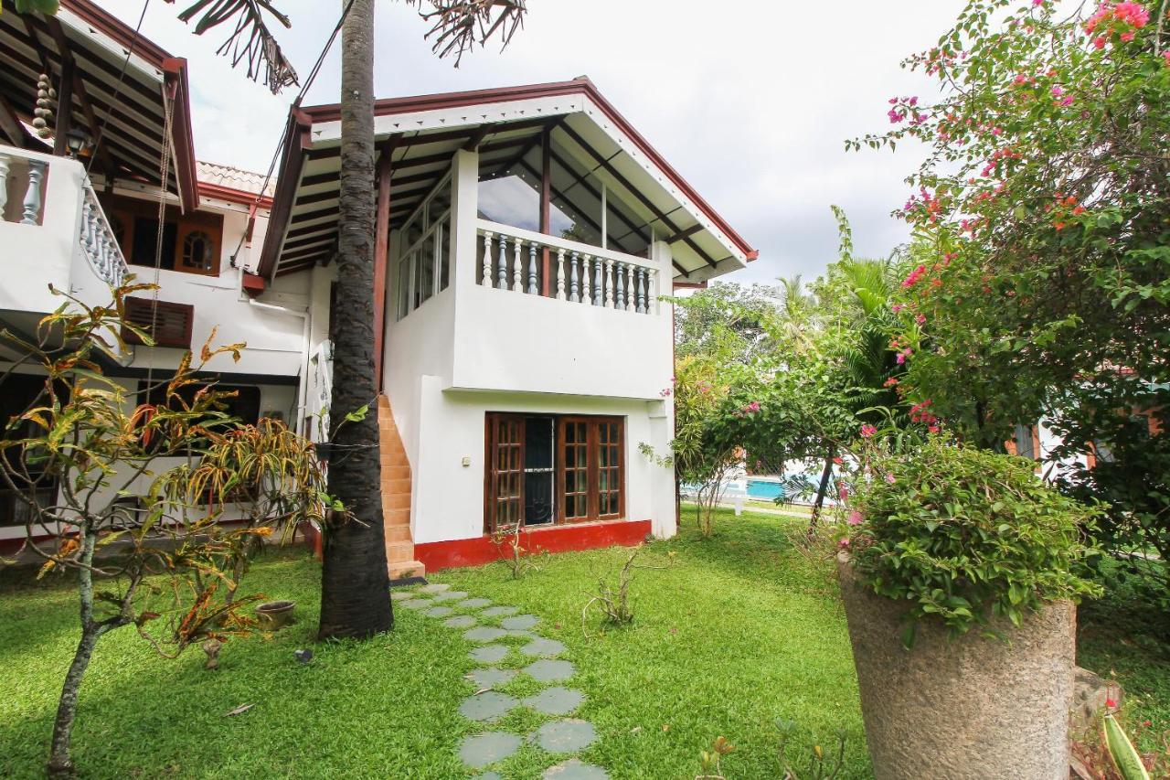 Lioni Holidays Villa Negombo Eksteriør billede