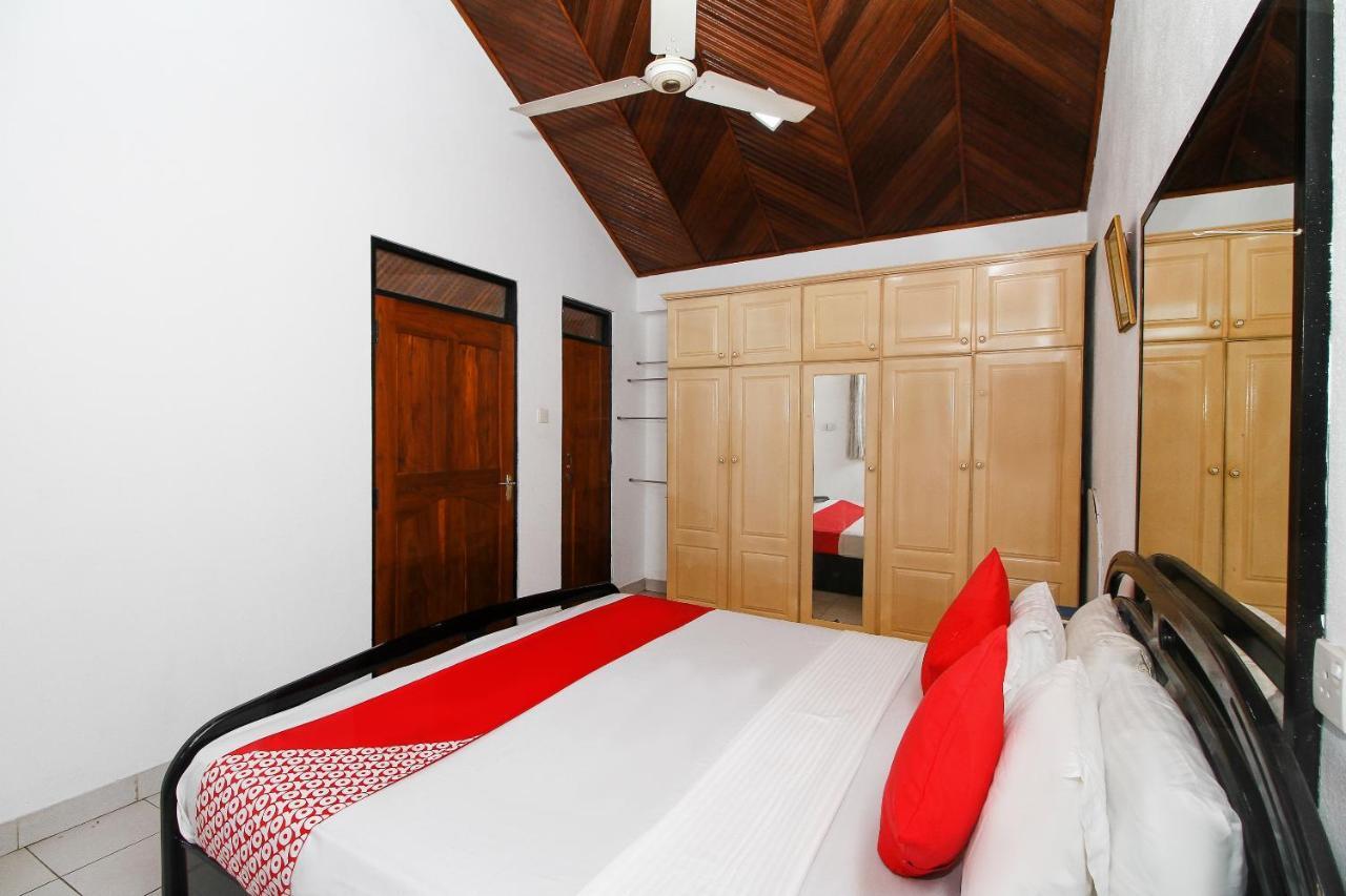 Lioni Holidays Villa Negombo Eksteriør billede