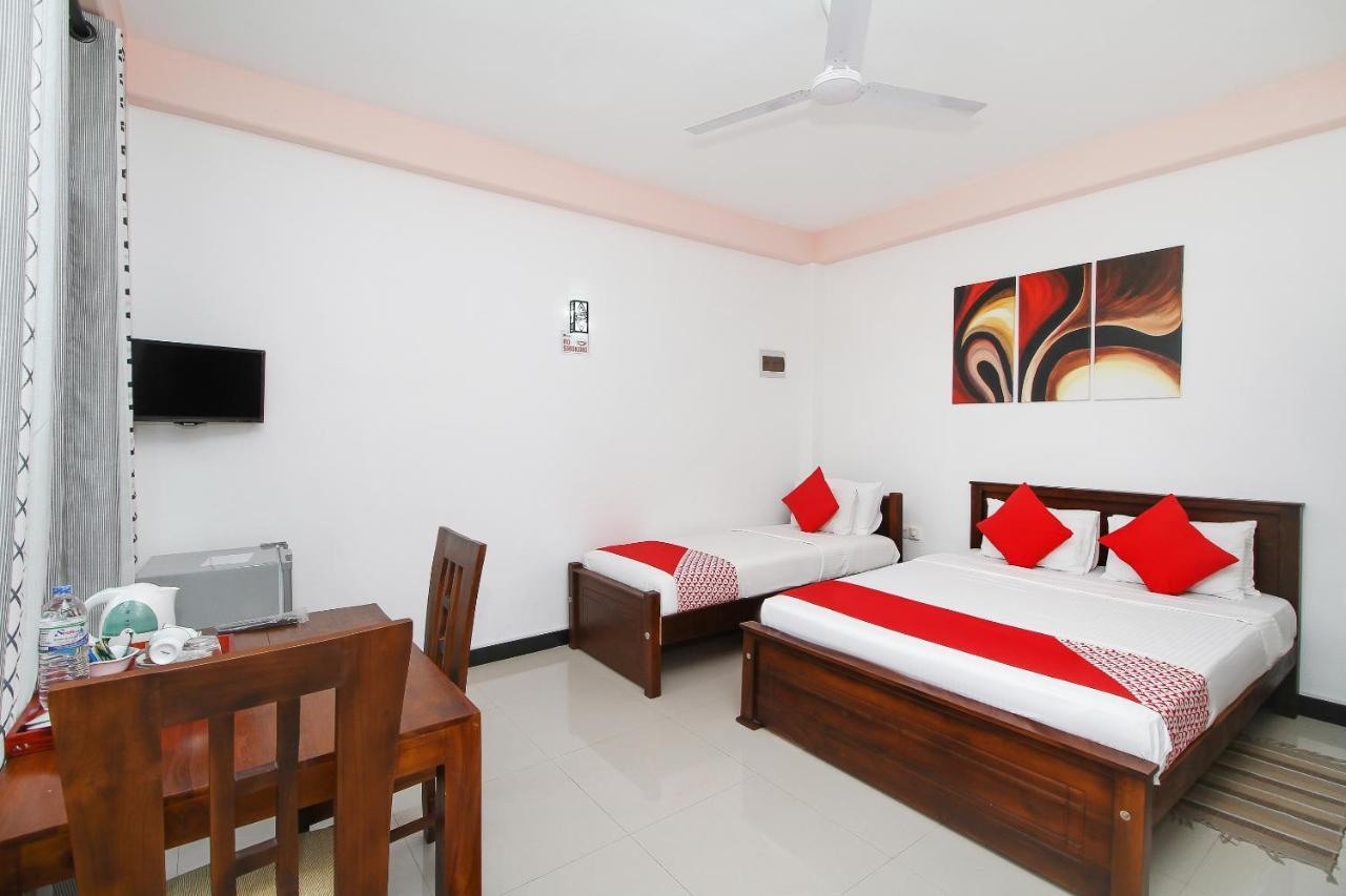 Lioni Holidays Villa Negombo Eksteriør billede
