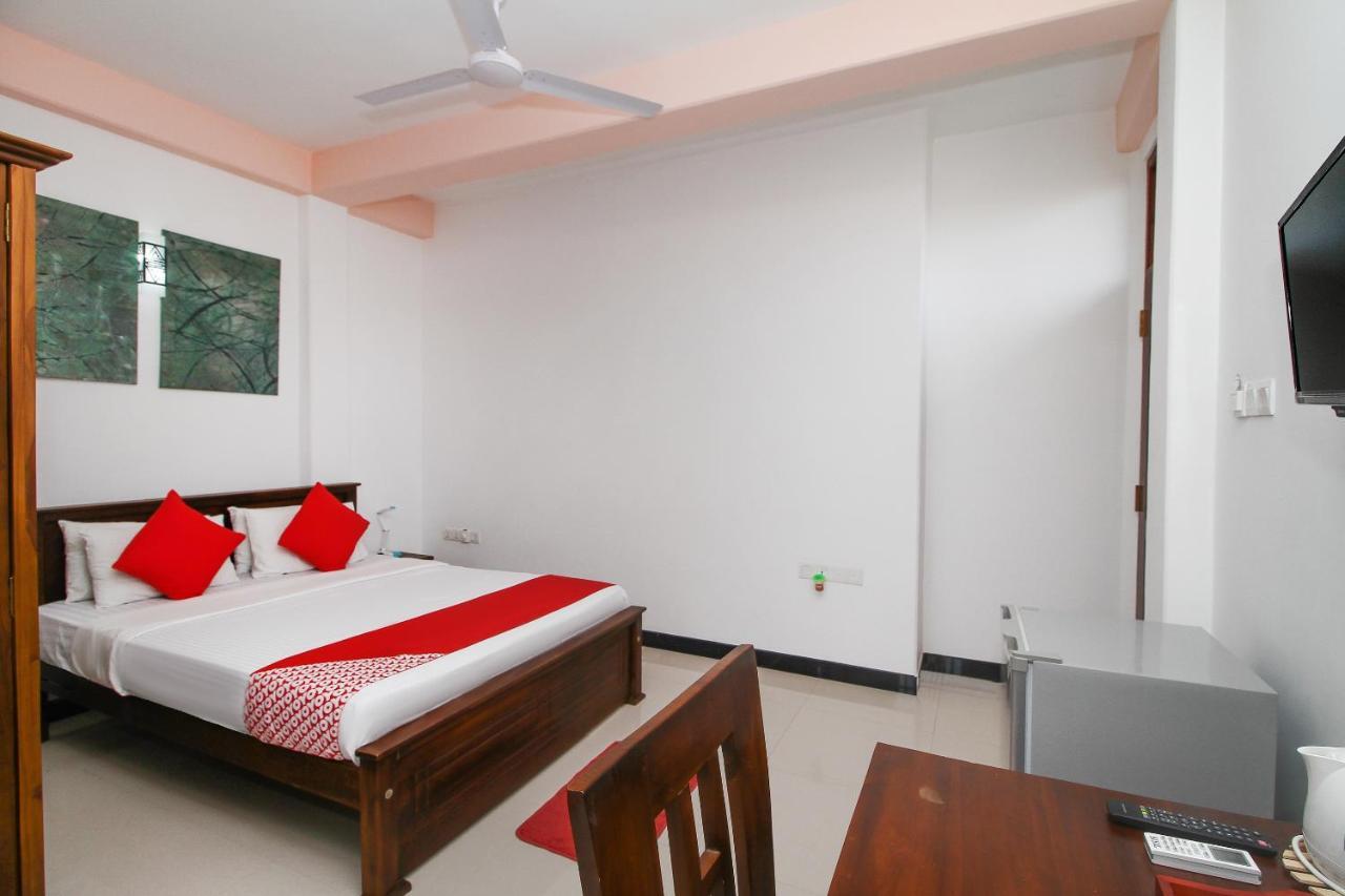 Lioni Holidays Villa Negombo Eksteriør billede