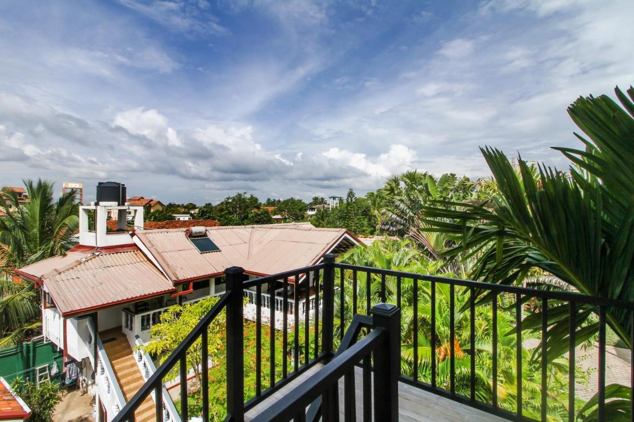 Lioni Holidays Villa Negombo Eksteriør billede