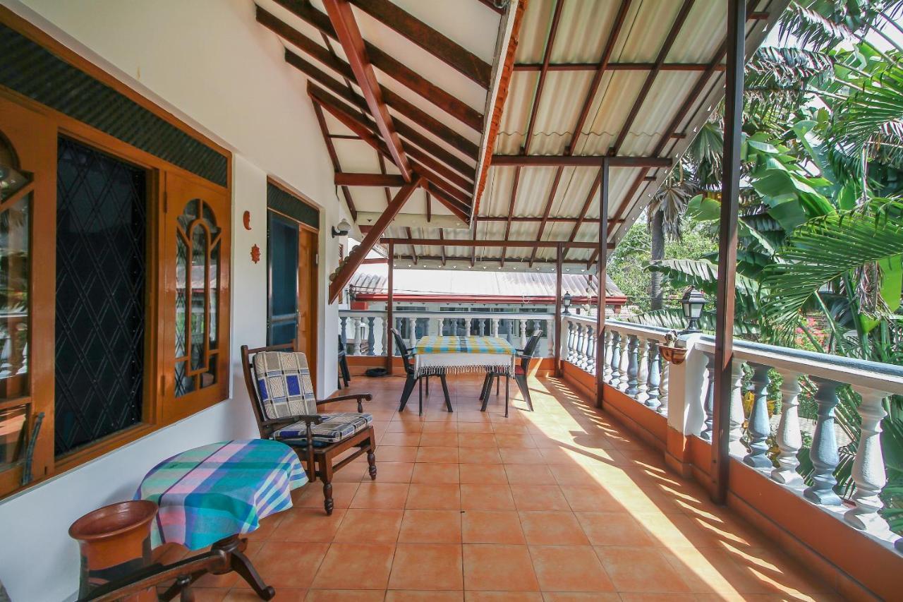 Lioni Holidays Villa Negombo Eksteriør billede
